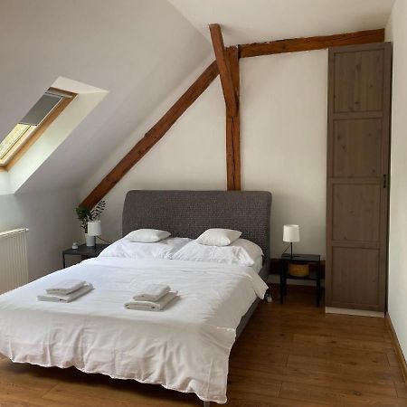 Sunny Attic Apartment Zvolen Exterior foto