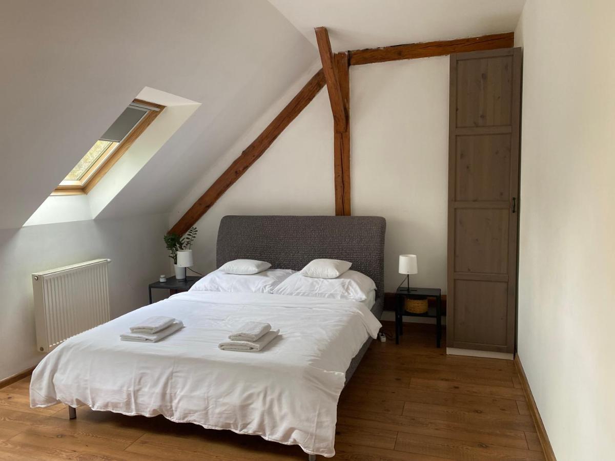 Sunny Attic Apartment Zvolen Exterior foto